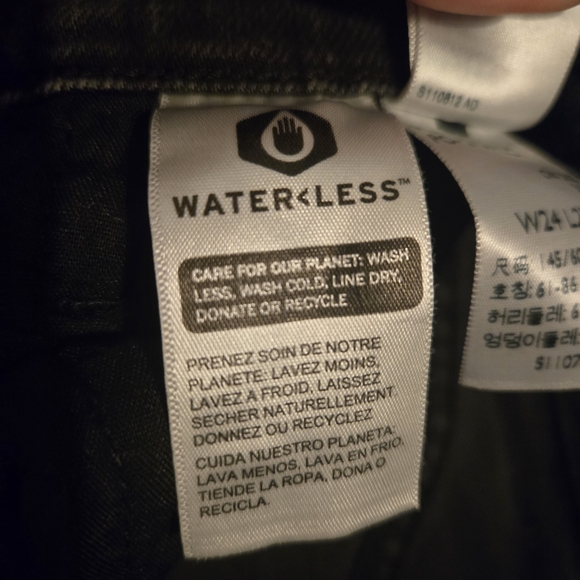 Levi's Ribcage Jeans - Picture 13 of 13